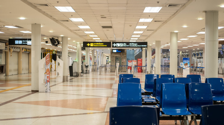14 repülőtérre érkezett terrorfenyegetés csütörtökön Franciaországba / Illusztráció: Northfoto