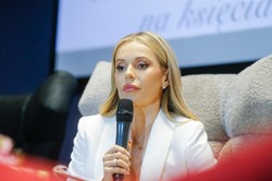 Doda o Emilu Stępniu: Podpisywałam wszystko, co podstawił mi pod nos