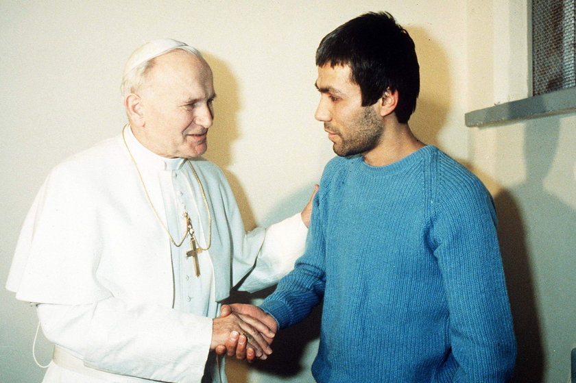 35. rocznica zamachu na Jana Pawła II. Kto chciał zabić papieża?