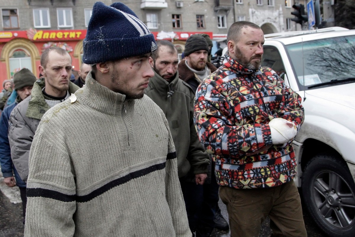 Ukraińscy jeńcy wojenni w Doniecku