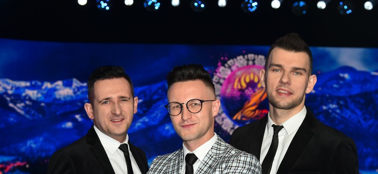 Muzycy znanego zespołu disco polo mieli wypadek. Co się stało? [FOTO]