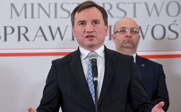 UODO wszczyna postepowanie w związku z aferą Piebiaka. MS i KRS mają siedem dni na wyjaśnienia