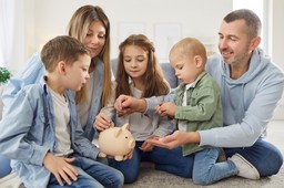 zmiany w wypłatach 800 plus w marcu 2026. zus przesuwa terminy