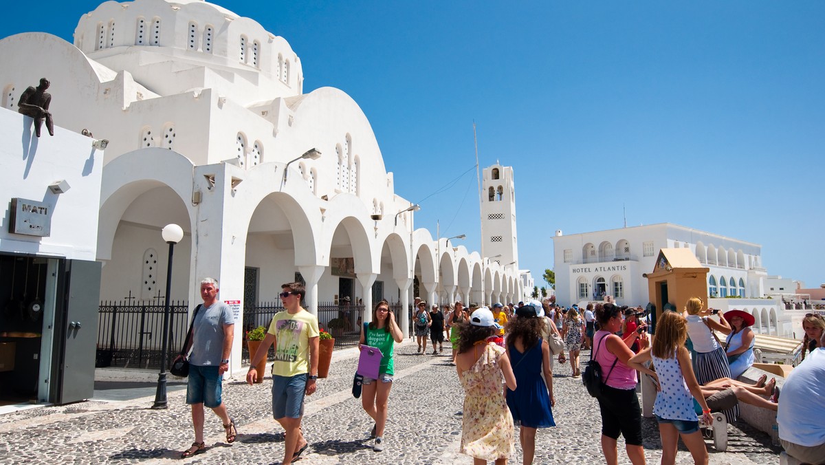 Koronawirus Santorini. Kiedy wróci turystyka masowa, obawy mieszkańców