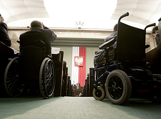 Koniec z dyskryminacją inwalidów w Sejmie