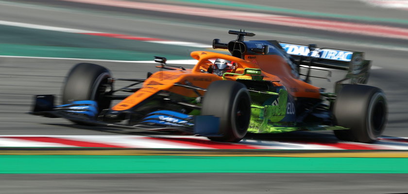 McLaren obniża zarobki