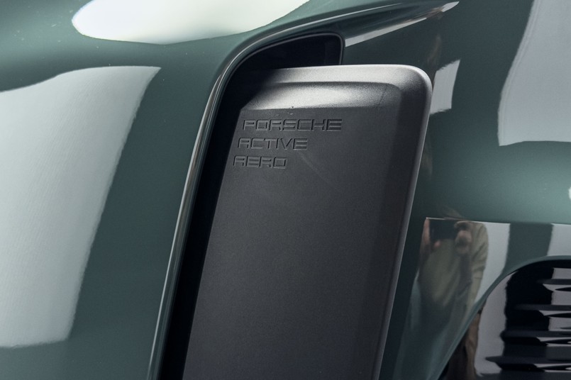 Porsche Cayenne Electric