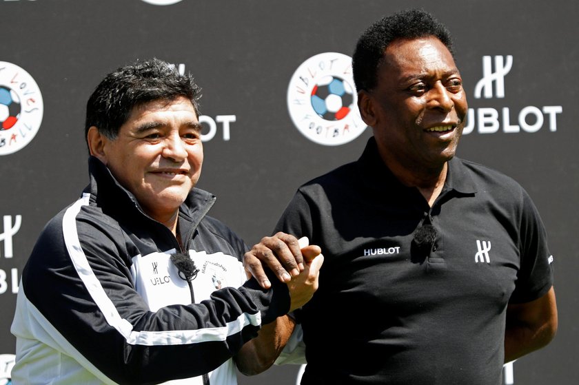 Pele i Diego Maradona spotkali się w Paryżu i pogodzili się po latach