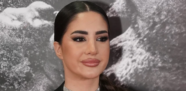 "ČUO SAM DA NISI SA ONIM VEPROM!" Anđela Đuričić UŠLA U ELITU 9, pa je odmah dočekao hladan tuš!