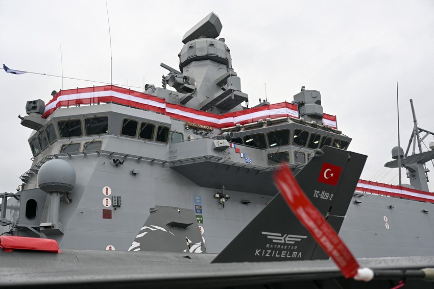 Nosač aviona TCG "Anadolija"