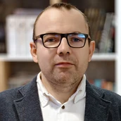 dr hab. Bartłomiej Marona