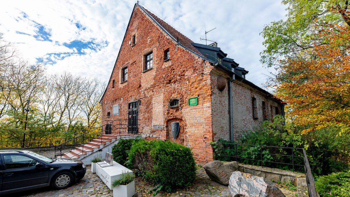 Archeolodzy sprawdzą, czy kościół i zamek w Skarszewach łączył tunel