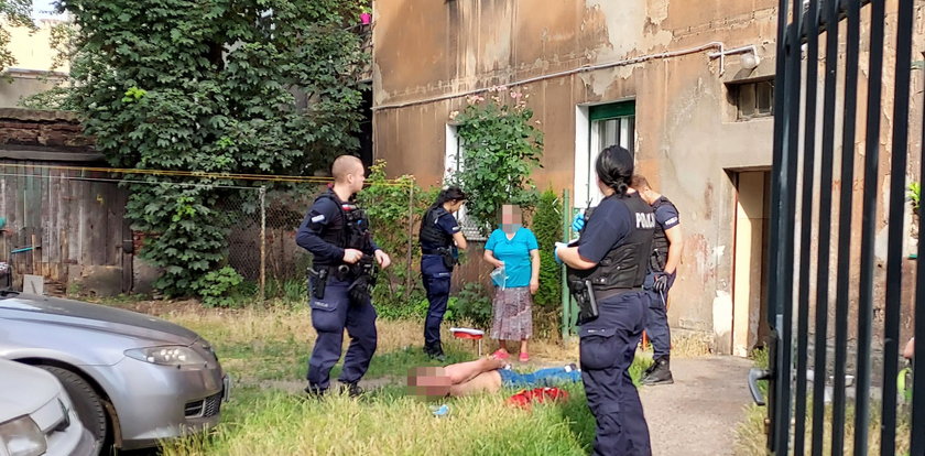 Mocna akcja policji na Starym Polesiu w Łodzi. Mieszkańcy byli przerażeni tym, co chciał z nimi zrobić sąsiad FILM