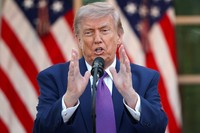 Nawet milion dolarów straty na spółce. Oto 10 najgorszych giełdowych inwestycji Donalda Trumpa w 2026 r.