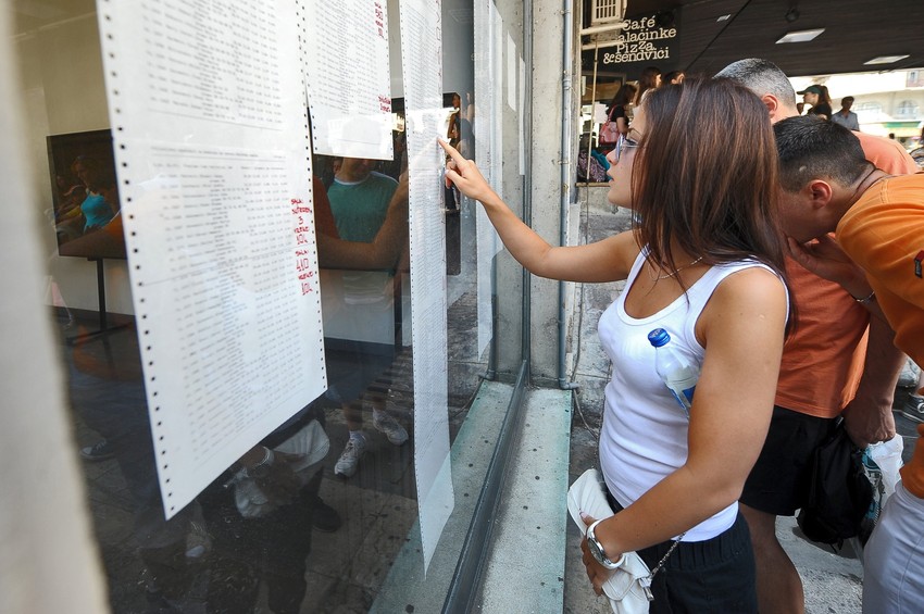 Studenti ne mogu da se upišu na budžet, čak i ako su položili sve ispite