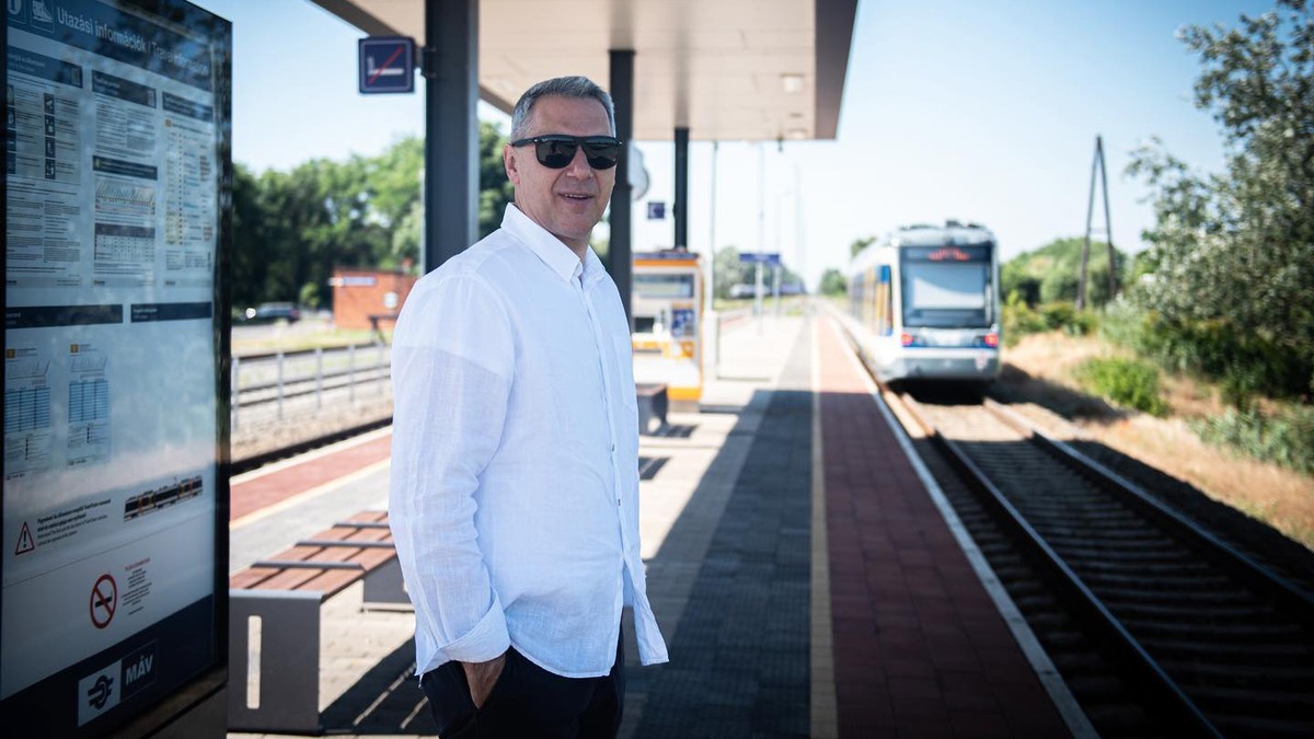 A Miniszterelnökség élére repítheti Lázár Jánost a MÁV-káosz: pedig hiába ígért megoldást, csődöt mondott