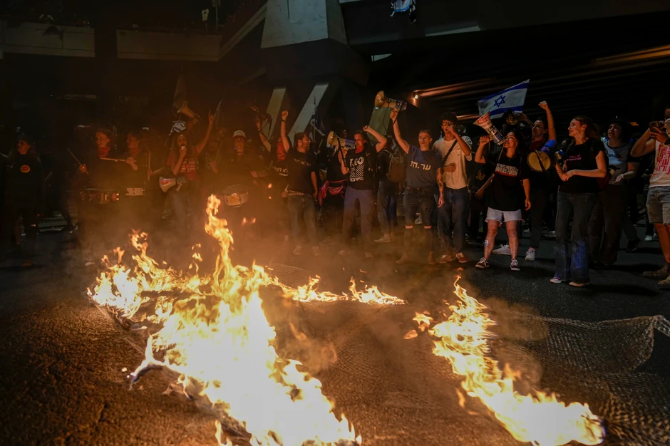 Demonstranti su na protestu u Jerusalimu zapalili i vatru