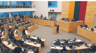 Jarosław Narkiewicz do odwołania. Skandal wokół litewskich Polaków