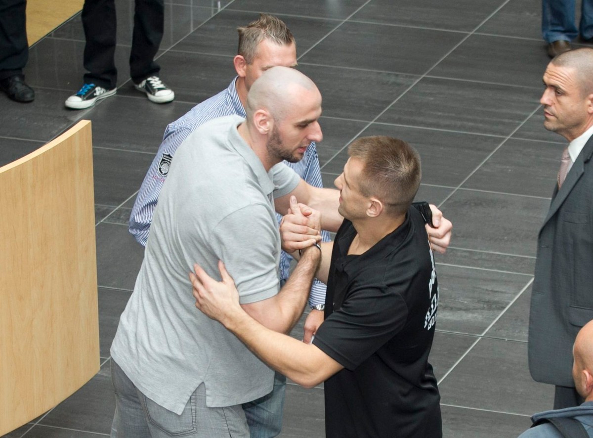 Adamek z Gortatem po dwóch stronach barykady