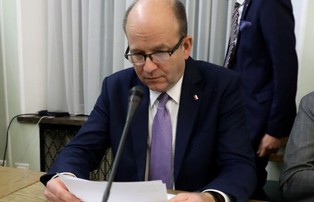 Radziwiłł: "Nie ma powodu, by straszyć pacjentów, że nie dostaną opieki"