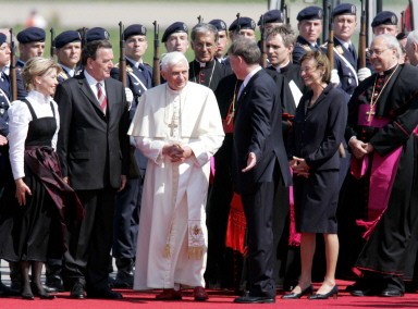 GERMANY-POPE-WYD-ARRIVAL-KOEHLER-SCHROEDER-SODANO-GAENSWEIN