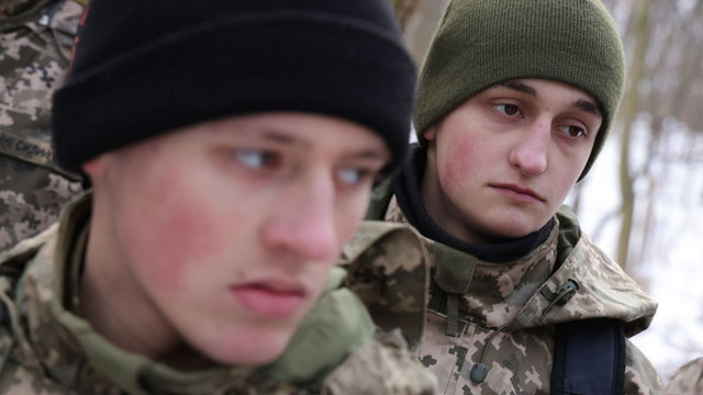 Egyetemistákból álló önkéntes hadtestekkel készül Ukrajna egy lehetséges orosz támadásra