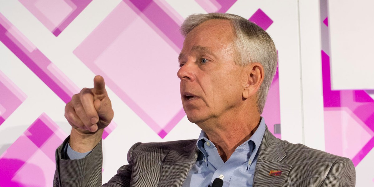 Verizon CEO Lowell McAdam