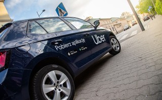 Wchodzi w życie 'lex Uber'. Ma uporządkować rynek przewozów