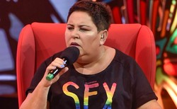 Dorota Wellman krytykuje zachowanie Polaków nad morzem: Panowie rechoczą obleśnie i robią niestosowne uwagi. Panie komentują bezlitośnie