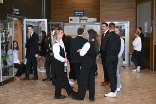 Matura 2024. Arkusze egzaminacyjne w sieci i inne incydenty. Czym zaskakiwali maturzyści? Jakie ponieśli konsekwencje?