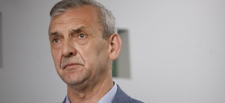 Broniarz o Czarnku: Lubi biegać po rozgłośniach i płakać, że nie chcę się z nim spotkać