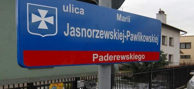 Nowe tablice z nazwami ulic w Rzeszowie. Są błędy