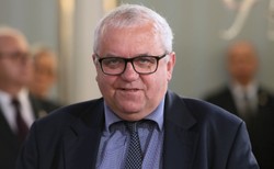 Jak mieszka zastępca Kaczyńskiego? "Nie stać nas, żeby wykończyć dom"