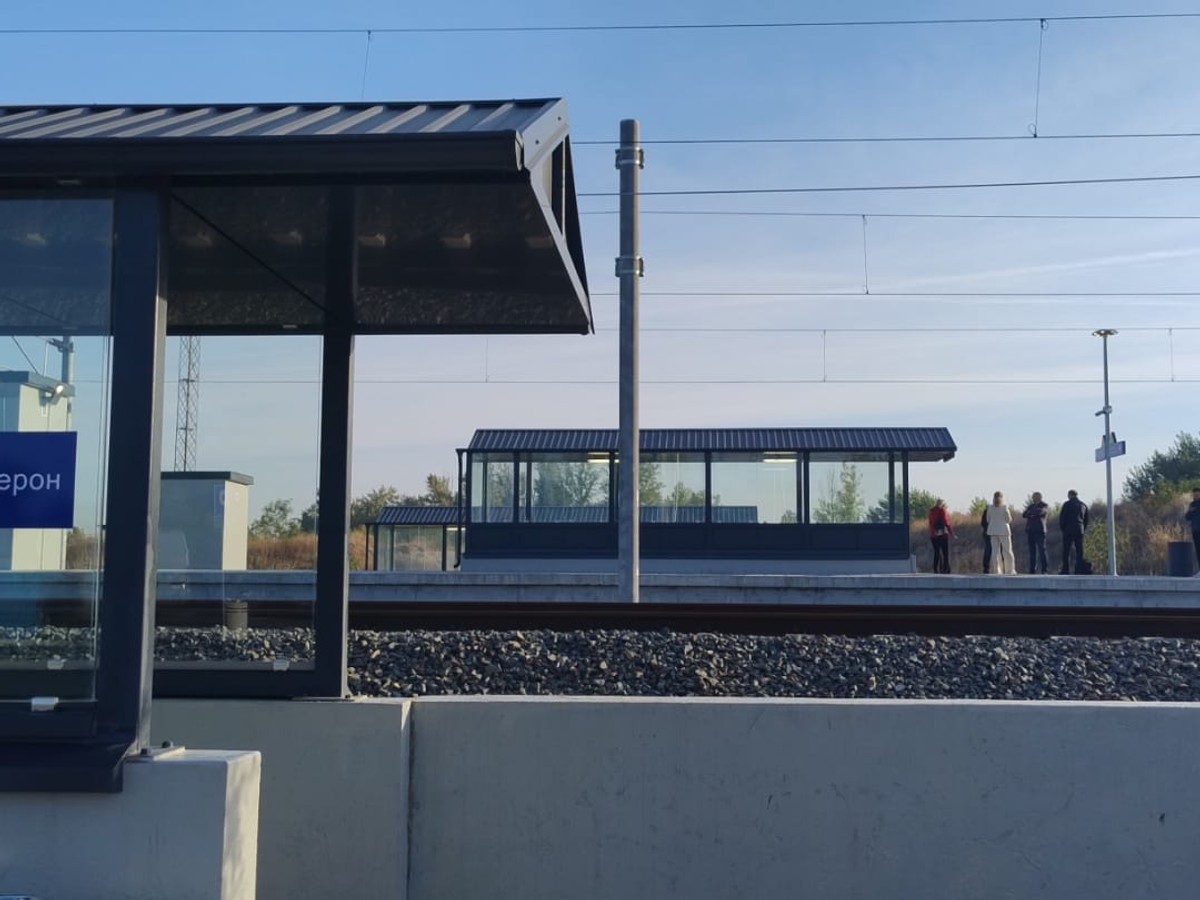 (FOTO) OTVORENA NOVA ŽELEZNIČKA STANICA U NOVOM SADU: U toku testiranje reda vožnje, evo na šta putnici da obrate pažnju