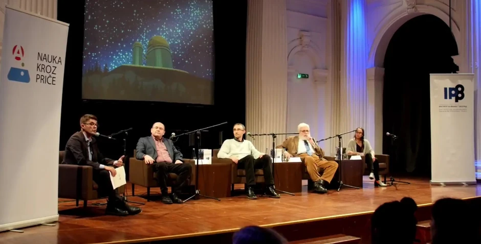 Naučnici na tribini