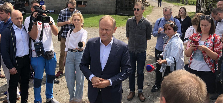 MEiN bije w Tuska na Twitterze: Tylko chory i obłąkany z nienawiści umysł...