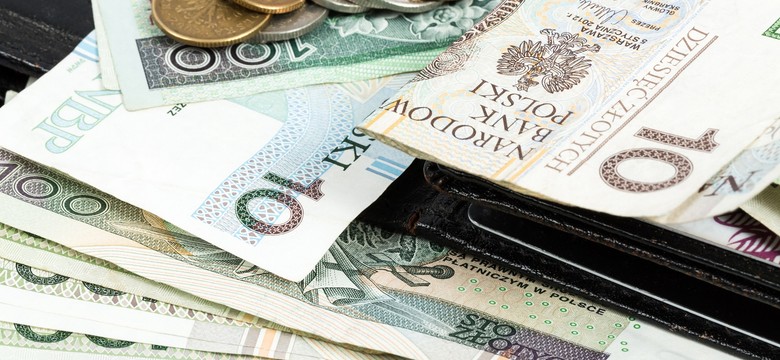 Ponad 1870 zł ekstra dodatku do emerytury w 2025. Mało kto o tym wie, ale mężczyźni też mogą się o niego ubiegać