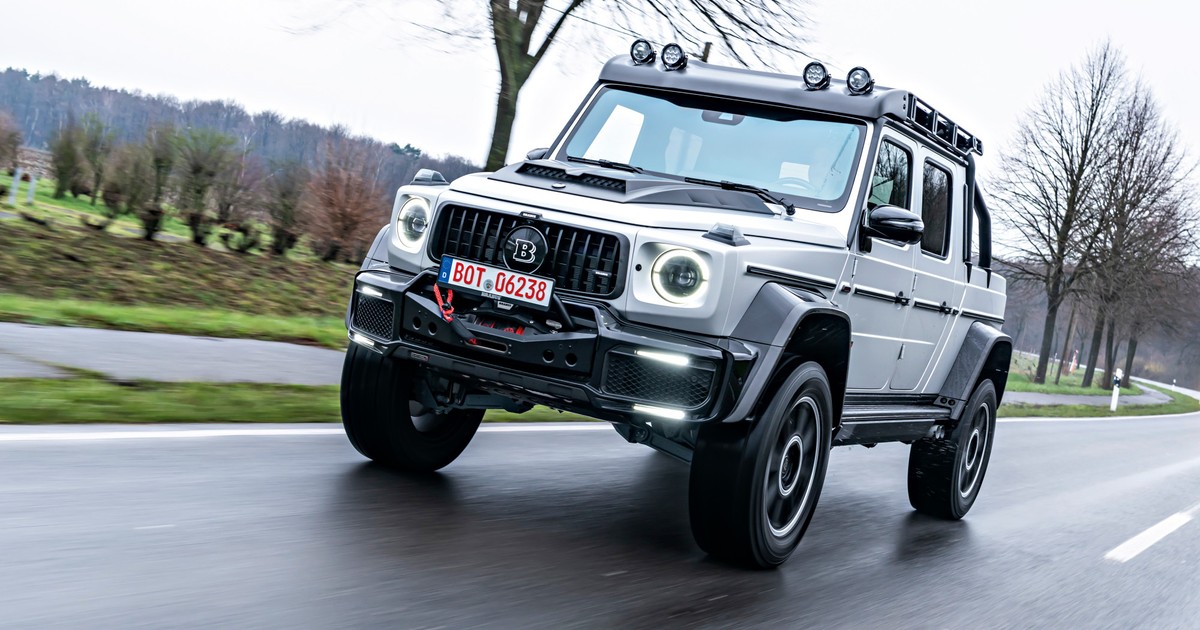 Машина brabus 800