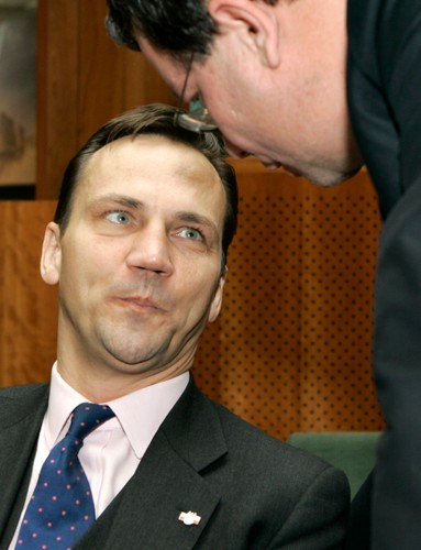 Radosław Sikorski i jego śmieszne miny