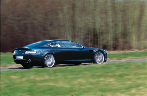 Aston Martin Rapide - Familijne Porsche z Anglii