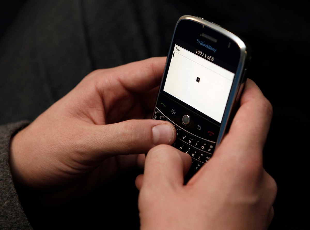 Prezes UKE apeluje do operatorów. W sprawie loterii SMS