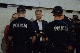 "Niech każdy walczy tak, jak umie". Politycy o protestach przeciwko reformie sądownictwa
