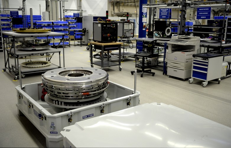 Polska filia MTU koncentruje się na działaniach rozwojowych i produkcyjnych, produkcji komponentów, montażu modułów i naprawy części. <br><br>fot. (dd/ukit) PAP/Darek Delmanowicz