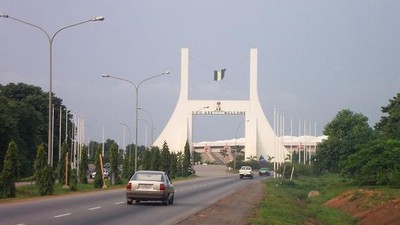 Abuja City Gate (Structurae)
