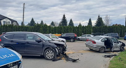 Policjanci zostali wezwani do niegroźnej stłuczki. Sprawa przybrała niespodziewany obrót