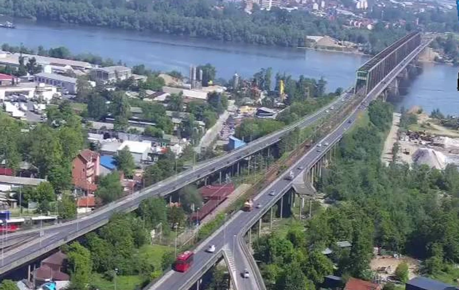 Bez gužve na Pančevačkom mostu
