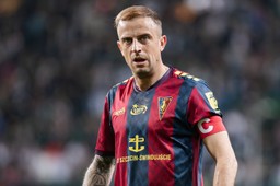 kamil grosicki zdecydował o swojej przyszłości. zakończył negocjacje z pogonią szczecin