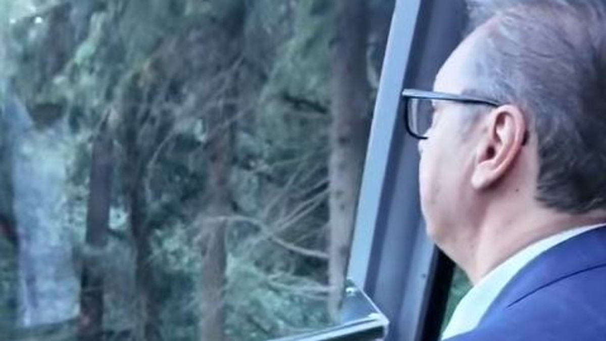 Aleksandar Vučić/Gruzija/Vožnja žičarom