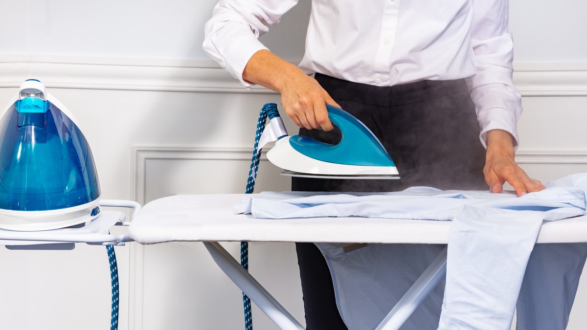 Nikada ne ostavljajte vodu u pegli na paru nakon peglanja: Evo zašto