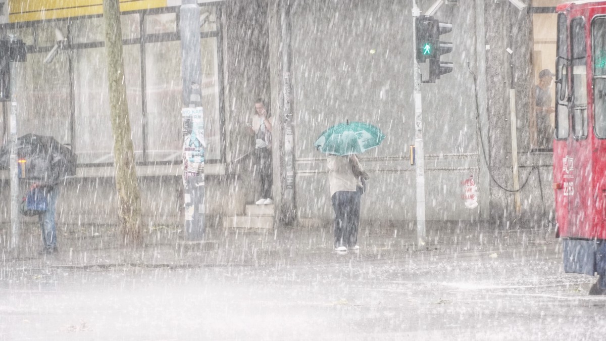 EVO KADA ĆE KONČANO LEPO VREME! Padavine prestaju OVOG dana, ali pre toga POTOP! Ogromne količine kiše pašće za kratko vreme